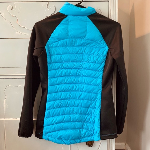 Running down jacket 💙 - Picture 2 of 5